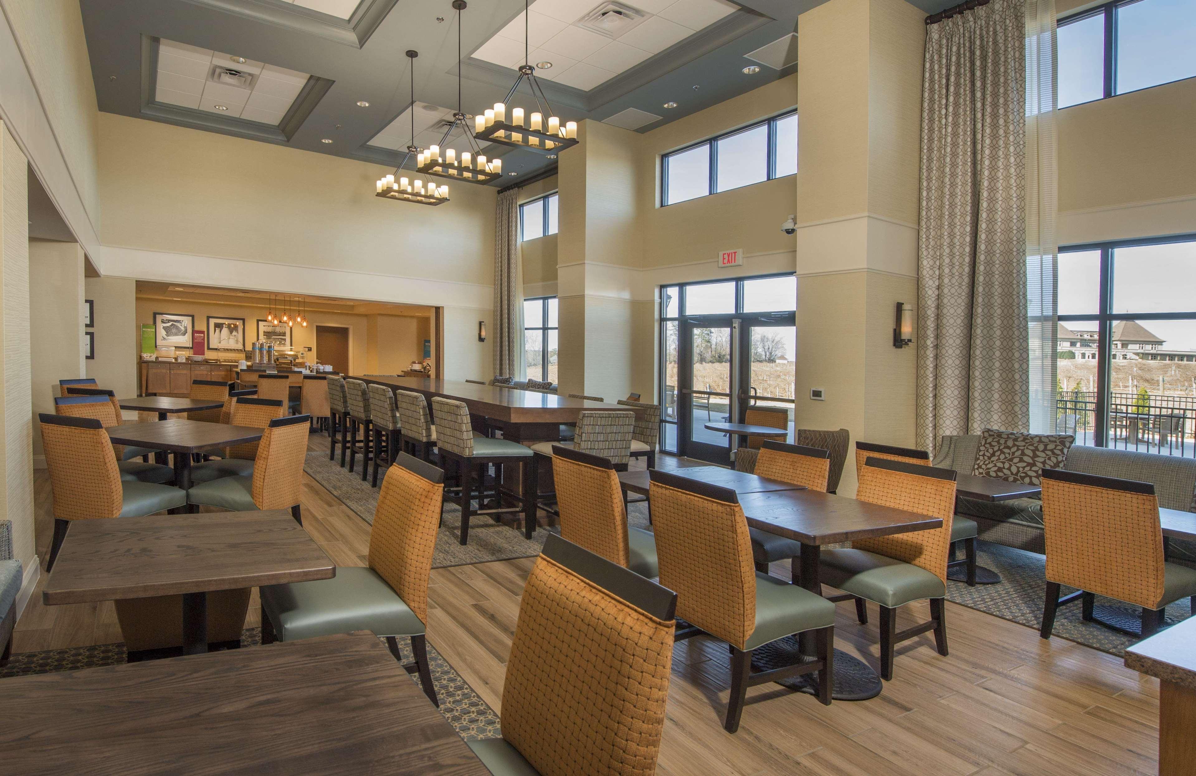 Hampton Inn & Suites בראסלטון מראה חיצוני תמונה