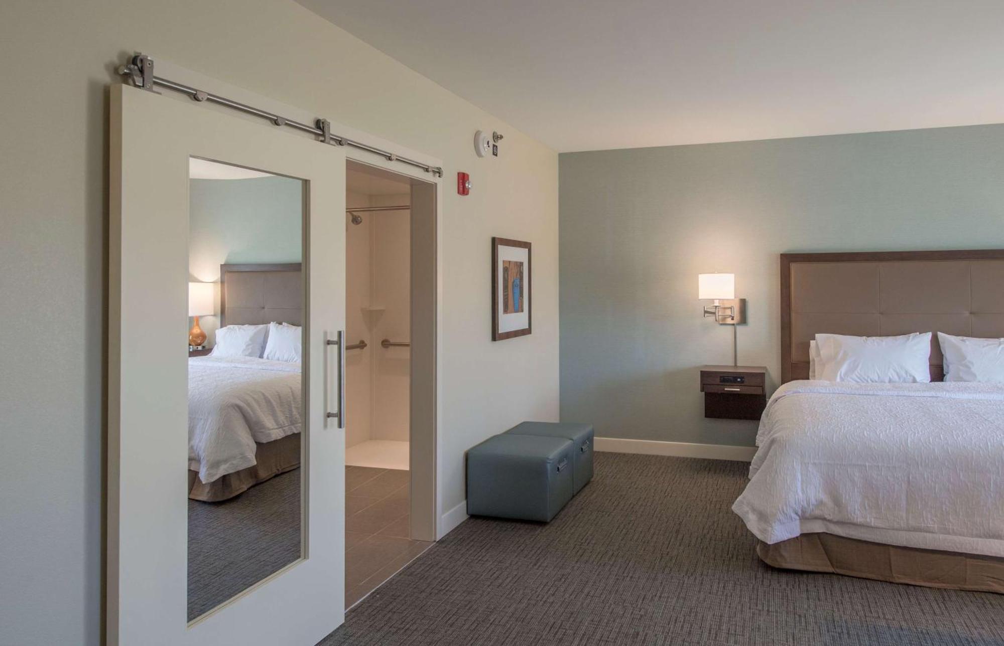 Hampton Inn & Suites בראסלטון מראה חיצוני תמונה