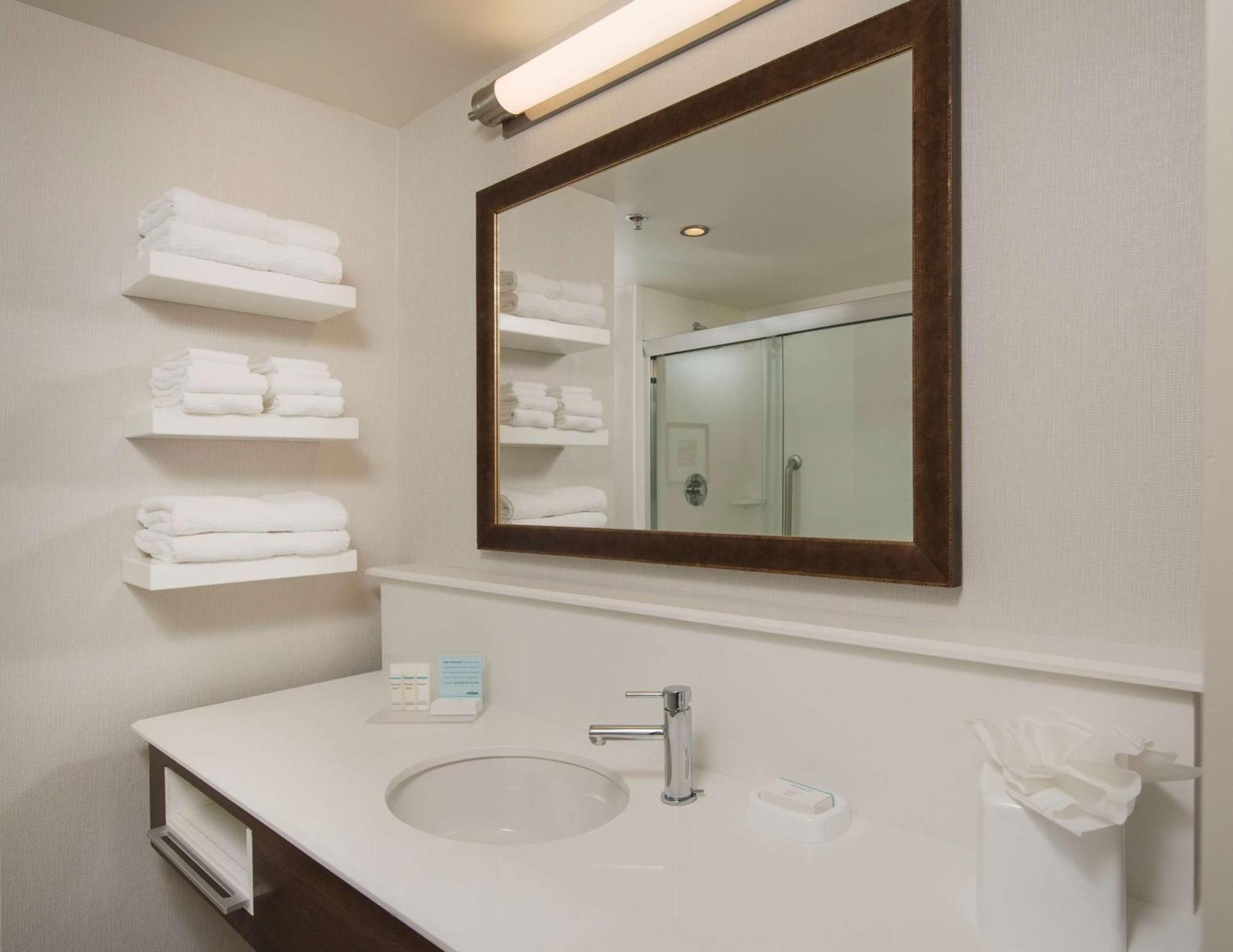 Hampton Inn & Suites בראסלטון מראה חיצוני תמונה